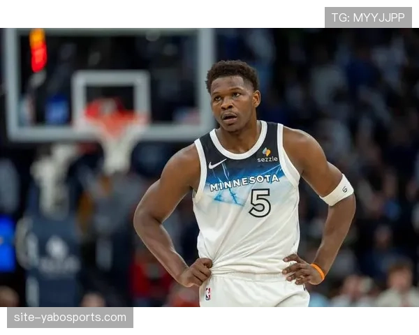 森林狼爱德华兹长期伤停,外线领防能力下降影响整体防守 森林狼爱德华兹长期伤停,外线领防能力下降影响整体防守